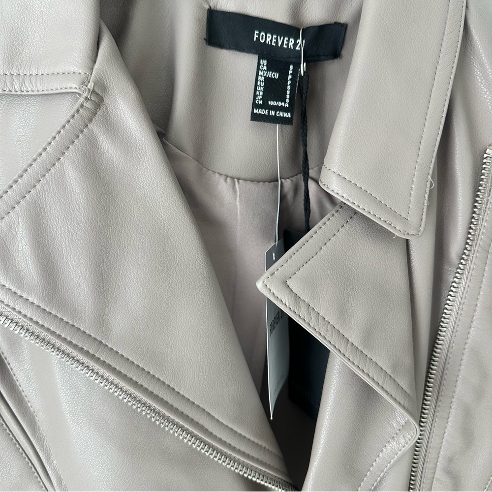 Forever 21 Women's Tan Cropped Leather Moto Jacket - Picture 2 of 4